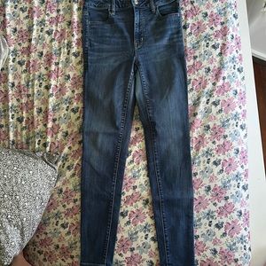 American Eagle Super High Rise Jegging